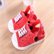 2017 Unisex Children Beach Slippers Kids Unisex Baby Boys Clogs Shoes Girls Sandals Garden Slippers Drag For 1-5 Years CX986168