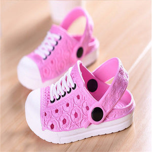 2017 Unisex Children Beach Slippers Kids Unisex Baby Boys Clogs Shoes Girls Sandals Garden Slippers Drag For 1-5 Years CX986168