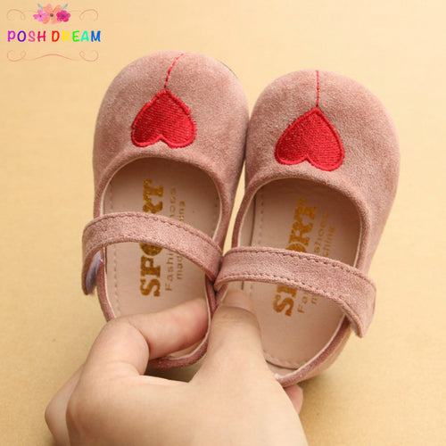 POSH DREAM 2018 Spring Love Heart Embroidered Baby First Walker Shoes Cute Soft Baby Girl Single Shoe Girl Princess  Shoes
